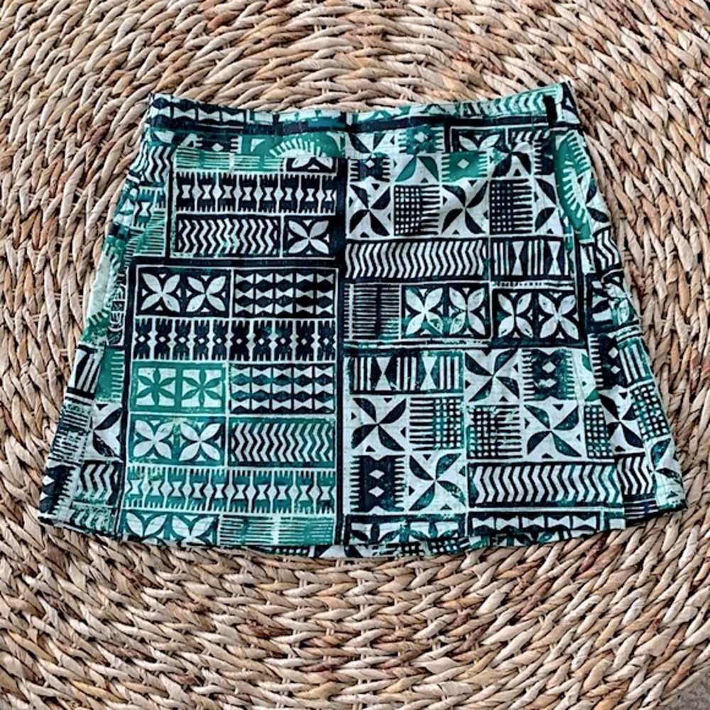 RipSkirt Hawaii Emerald Teaberry Wrap Skirt - Picture 5 of 14